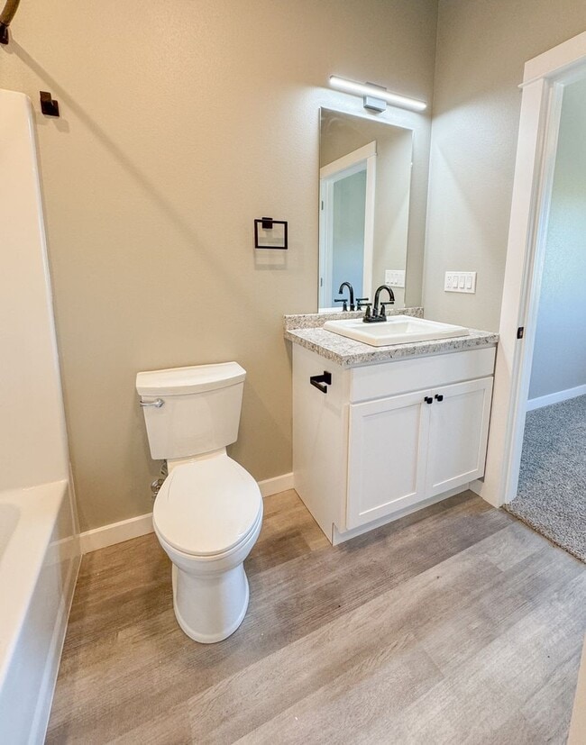 Building Photo - Pet Friendly 2 bed/ 2 bath unit at Soldier...