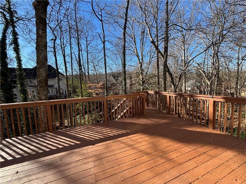 Building Photo - 1120 Landings Overlook