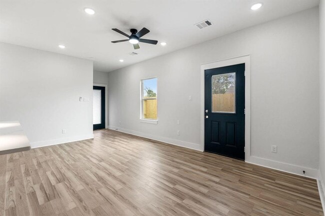Building Photo - 1026 Junell St