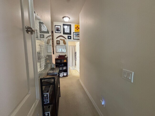 Building Photo - 4 BR 2 BA Annual Rental in Gated community...
