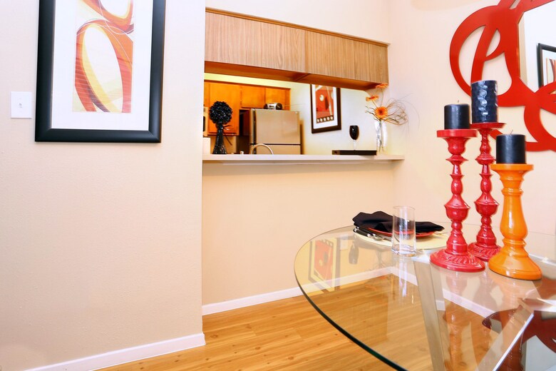 Building Photo - 1003 Justin Ln