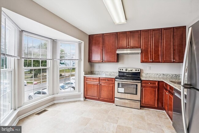 Building Photo - 13994 Gunners Pl