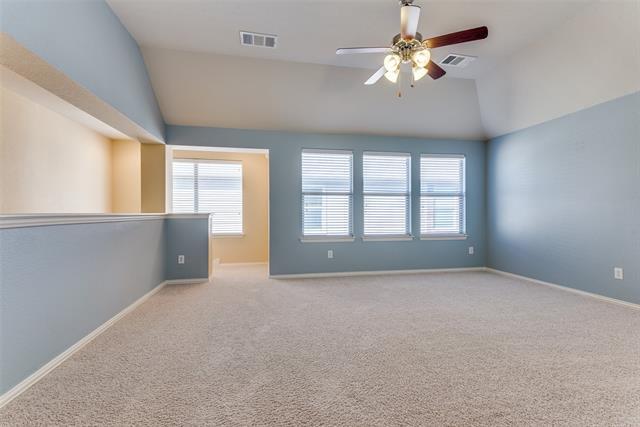 Building Photo - 3309 Edgewater Dr