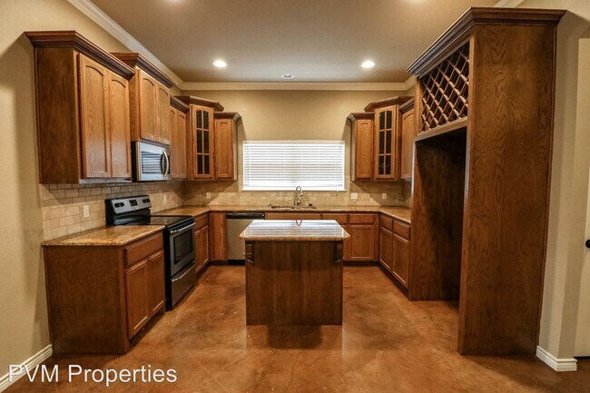 Primary Photo - 3 br, 2 bath House - 3021 Silver Saddle