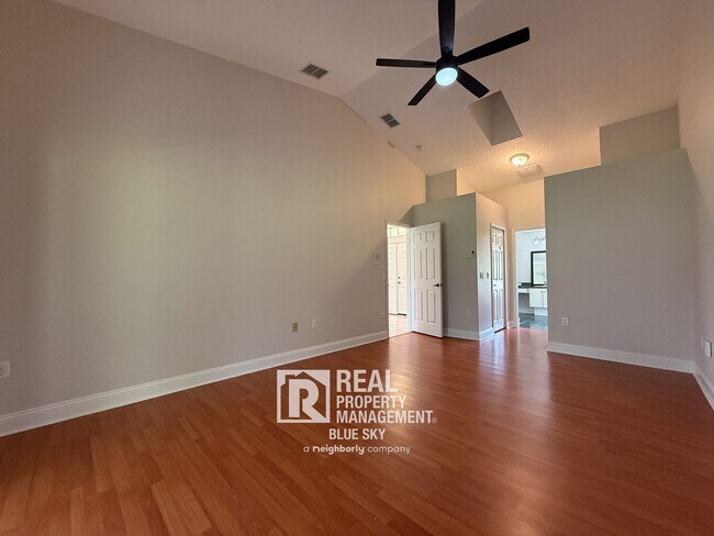 Building Photo - 9147 Duffer Ct