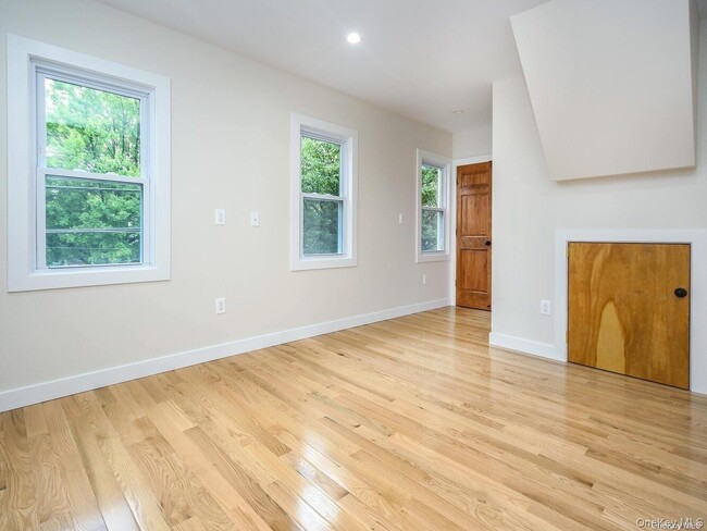 Building Photo - 4 S 8th St