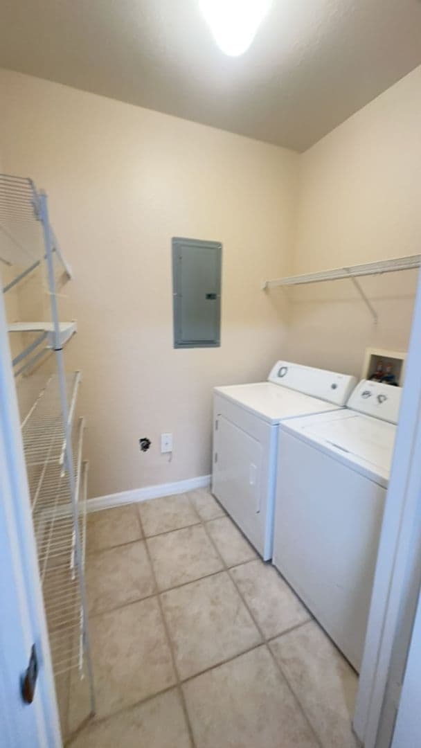 Building Photo - Palm Estates