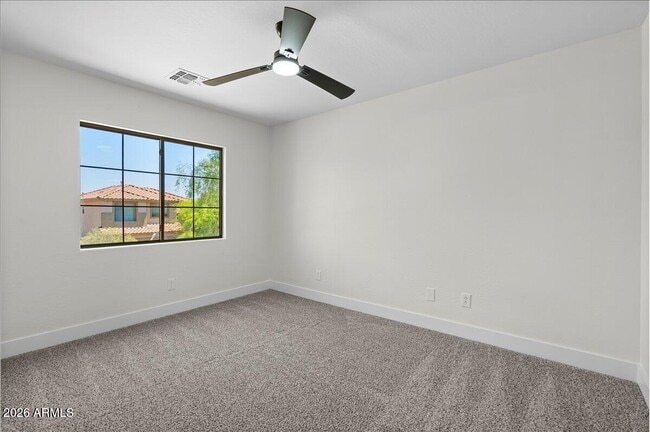 Building Photo - 43336 N Heavenly Way