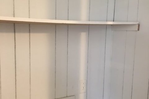 washer/dryer hookups - 2725 Wren Dr