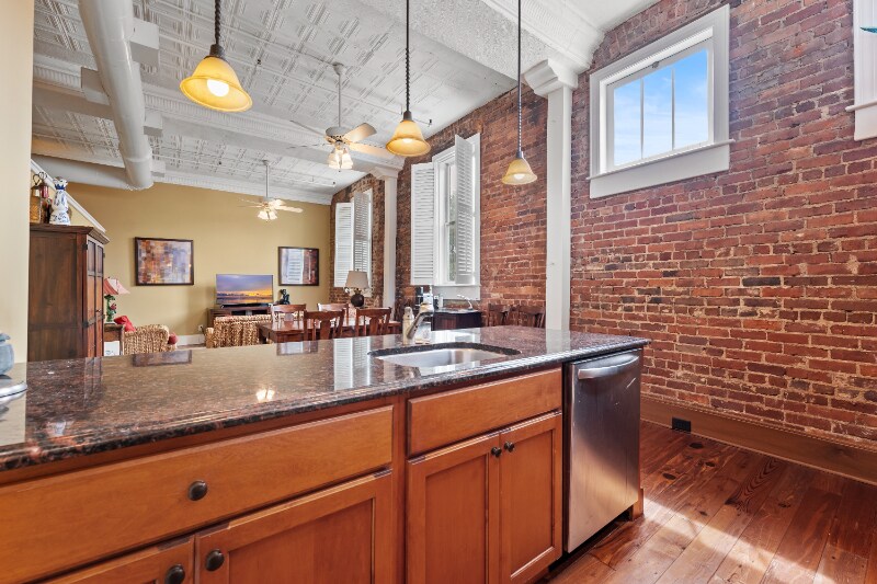 Building Photo - 4 Beaufain St