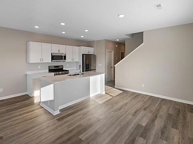 Building Photo - 7879 Ramsey Parkway NW