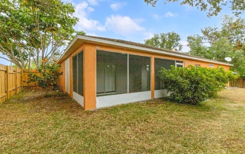 Building Photo - 1706 Apache St NE