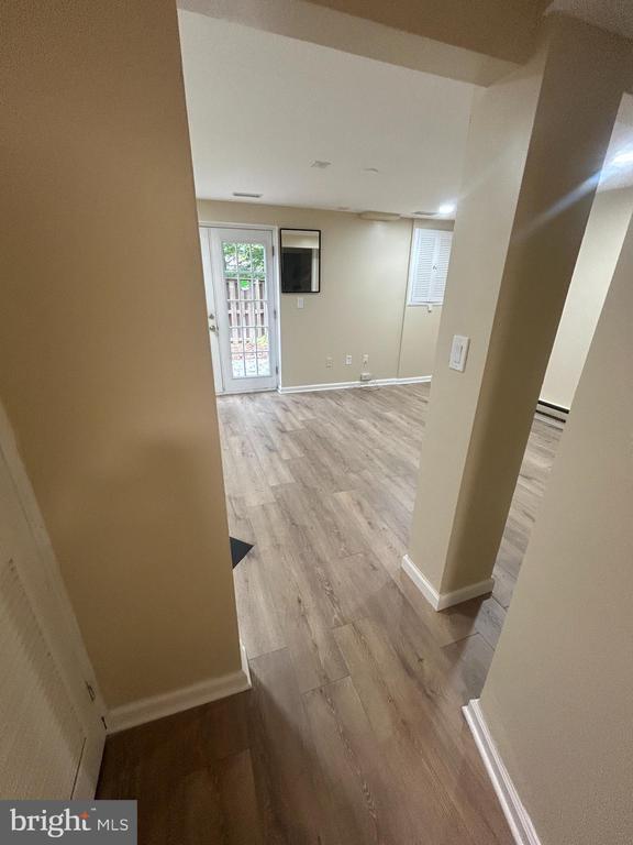 Building Photo - 9142 Lambskin Ln