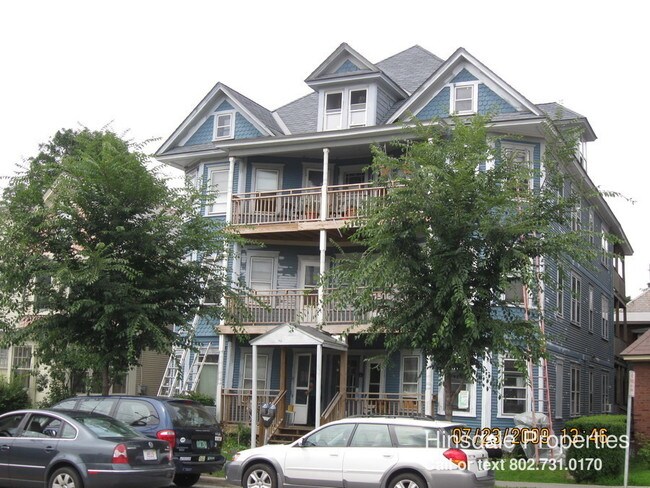 Building Photo - 272 Pearl St