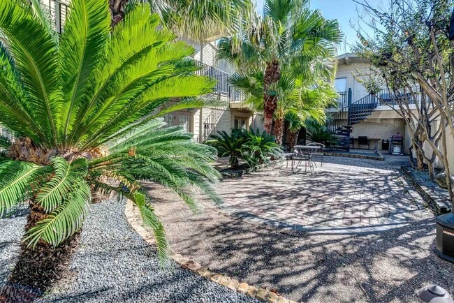 Building Photo - 4321 Hazard St