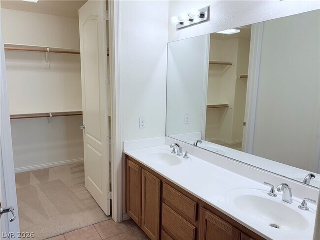 Building Photo - 44 E Serene Ave