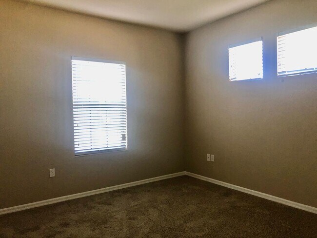 Building Photo - Move IN SEPTEMBER! Beautiful views- Corner...