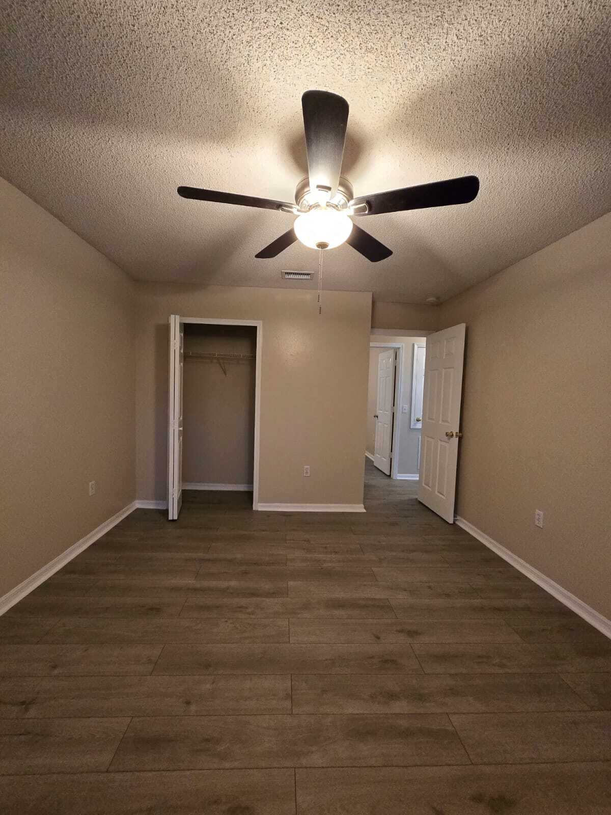 Building Photo - 12473 Woodbury Cove Dr