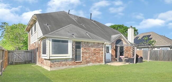 Building Photo - 827 Citation Dr