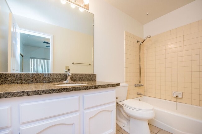 Building Photo - Updated 2 BR- 2 BA in FOUNTAIN VALLEY