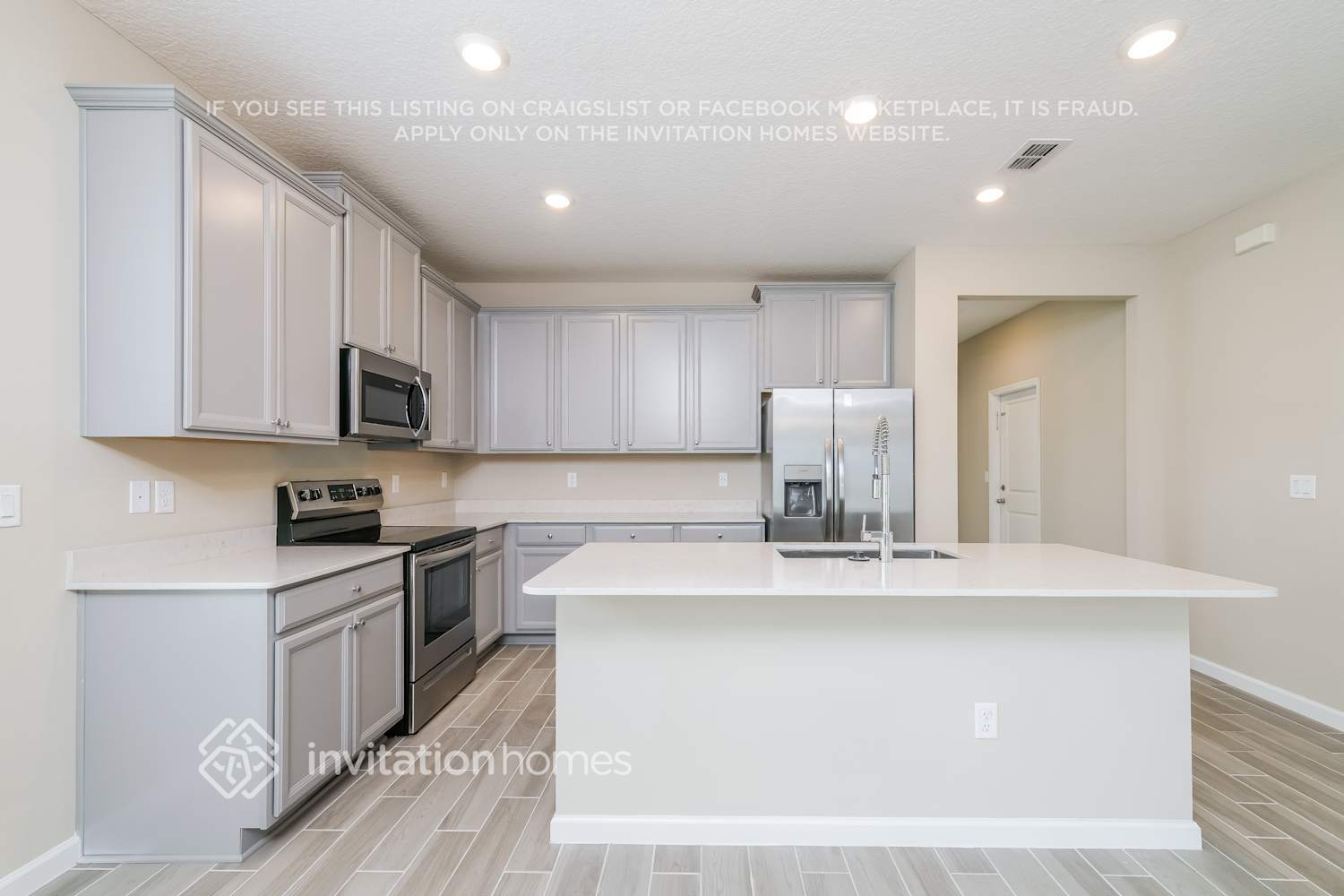 Building Photo - 9422 Lovage Ln