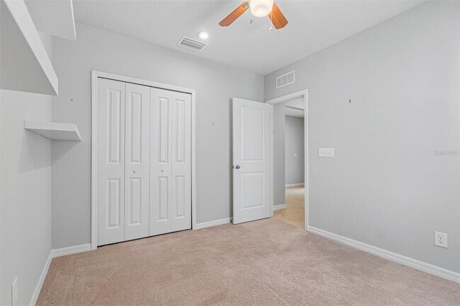 Building Photo - 11234 High Noon Trl