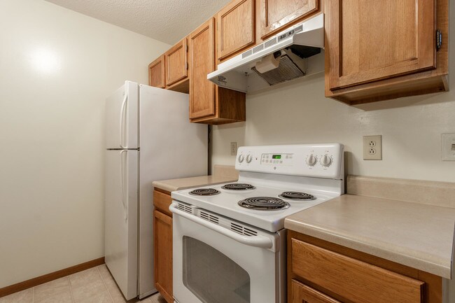 Building Photo - 2430 Pimlico Ct