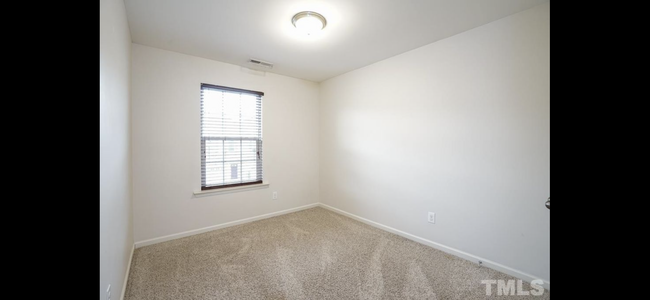 Building Photo - 407 Stone Flower Ln