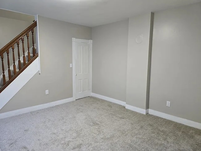 Dining room - 103 Knobley St