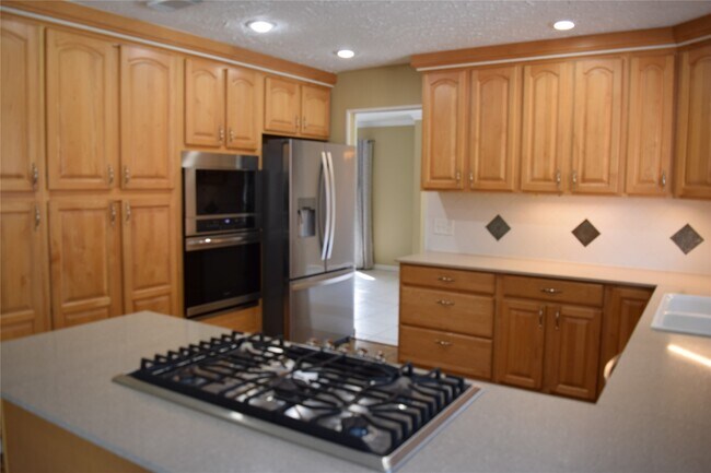 Building Photo - 3310 Little Farms Ct
