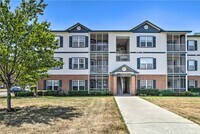 Building Photo - SEASONAL 2 BEDROOM - VILLAGES OF FIVE POIN...