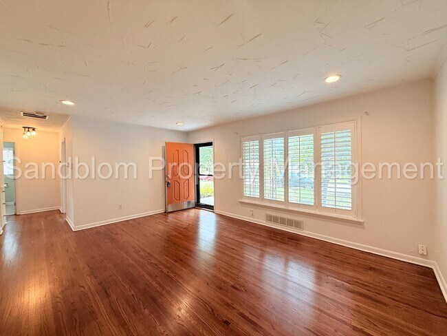 Building Photo - For Lease | Midtown Tulsa | Available Now!