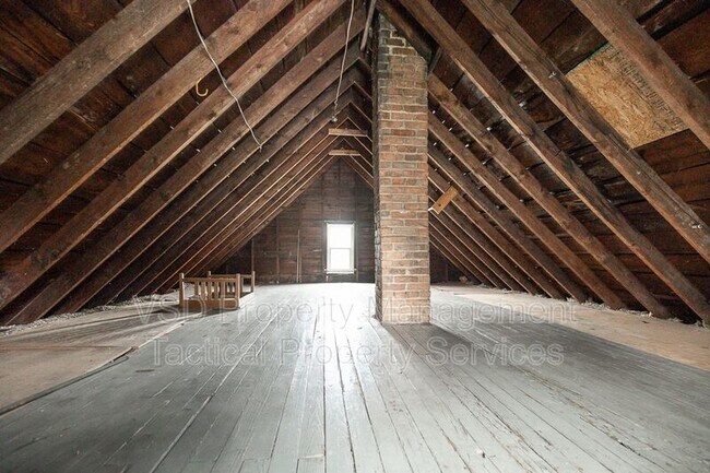 Building Photo - 4409 Bucyrus Ave