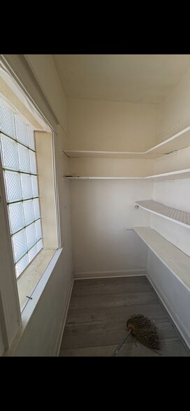 Building Photo - 5309 W Jackson Blvd