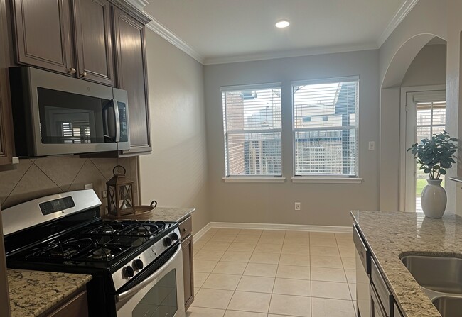 Building Photo - 8905 Keymill Dr