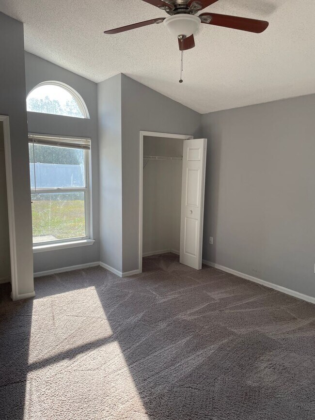 Building Photo - Quiet & Cozy Wesley Chapel Home with Great Yard – $1,850/mo