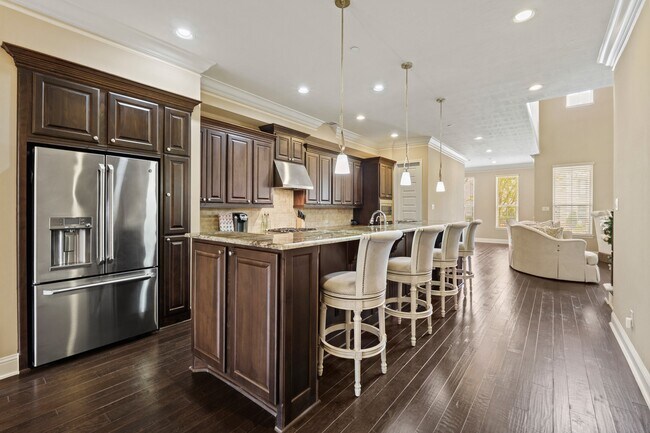 Building Photo - 534 Imperial Blvd