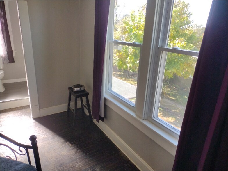 Building Photo - 3316 Renick St