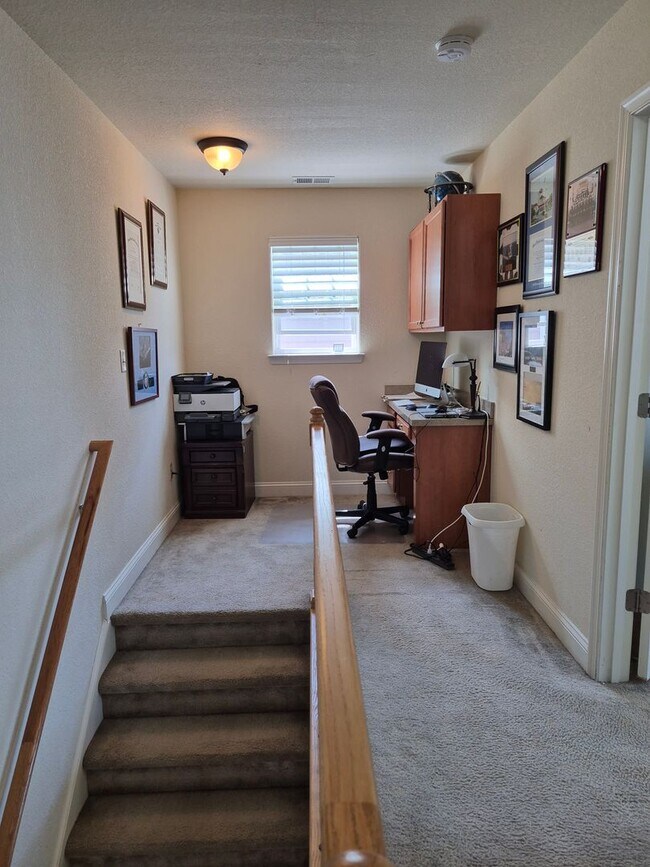 Building Photo - Kemps Village at Towne Center