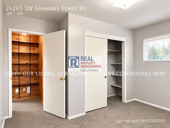 Building Photo - 24245 SW Grahams Ferry Rd