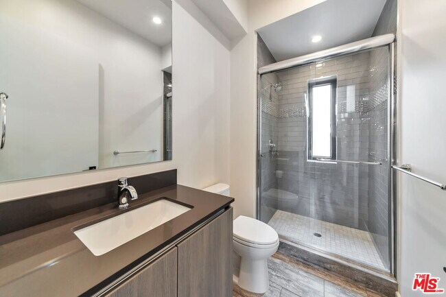 Building Photo - 1824 Redondo Blvd