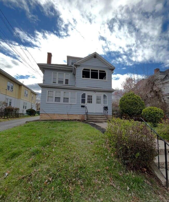 Primary Photo - 267 Grandview Terrace