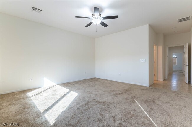 Building Photo - 2253 Laurel Heights Ln