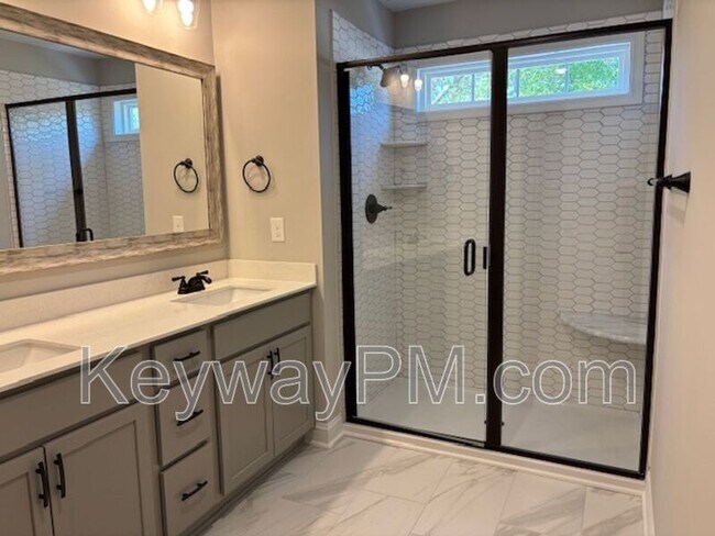 Building Photo - 2099 Denmark Ave SE