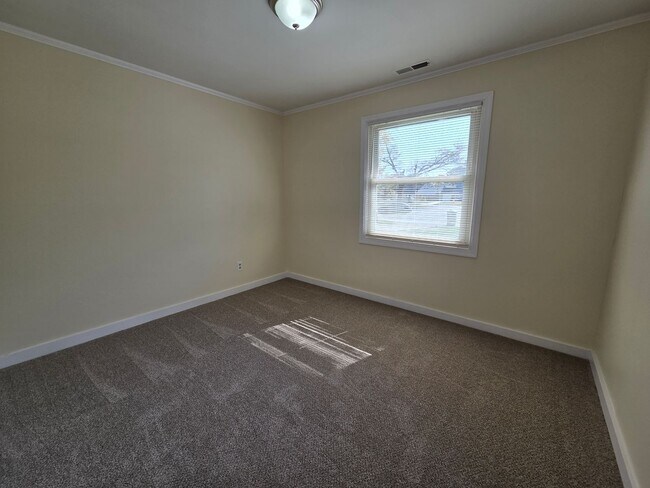 Building Photo - LAKELAND HOMES