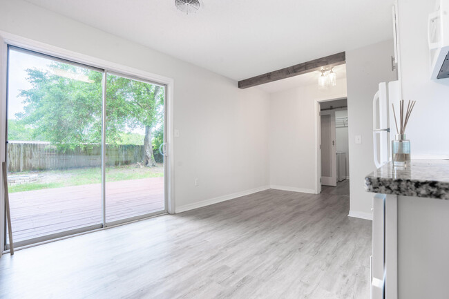 Building Photo - 301 Lula Belle Ln NW