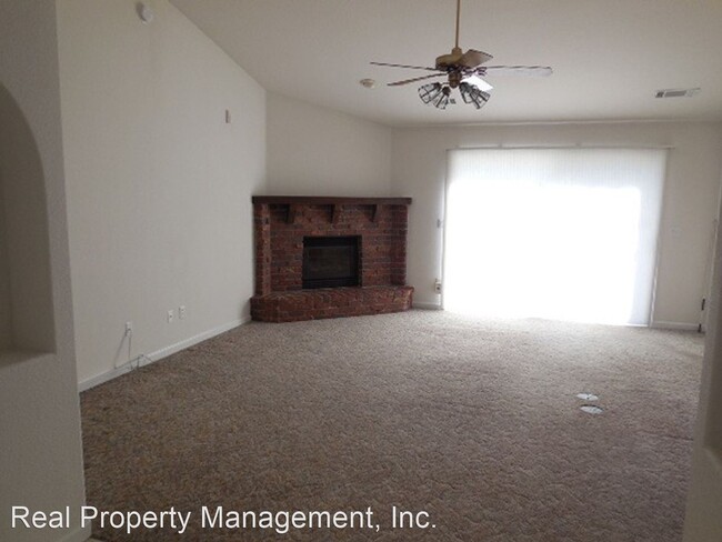Building Photo - 4 br, 2 bath House - 2941 Shadowbrook Ln