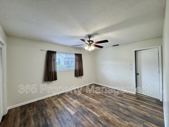 Building Photo - 4441 Tiffin Ave