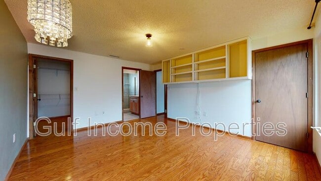 Building Photo - 5349 Ashton Rd