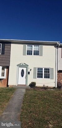 Building Photo - 208 Moore Dr